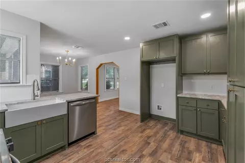 Kitchen - 1415 Park St, Bryan, TX 77803 photo 3 of 3