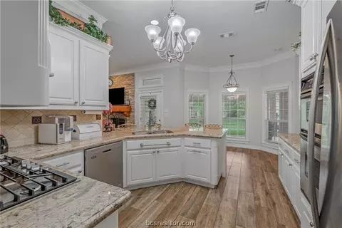 Kitchen - 5784 Easterling Dr, Bryan, TX 77808 photo 4 of 4