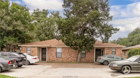 2325-2327 N Earl Rudder, Bryan, TX 77803