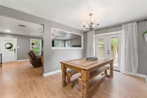 Dining - 607 Toby Ln, Conroe, TX 77301 photo 1 of 2