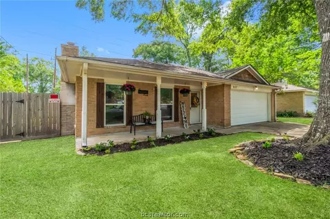 607 Toby Ln, Conroe, TX 77301