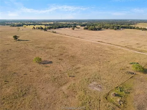 13601 E State Highway 21, Bryan, TX 77808 photo 4