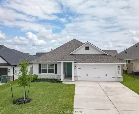 3164 Brady Ct, Bryan, TX 77808