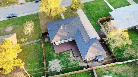 Exterior - 706 Broadmoor Dr, Bryan, TX 77802 photo 6 of 9