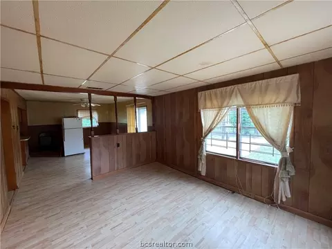 2010 Stevens Dr, Bryan, TX 77803 photo 3