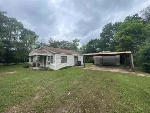2010 Stevens Dr, Bryan, TX 77803