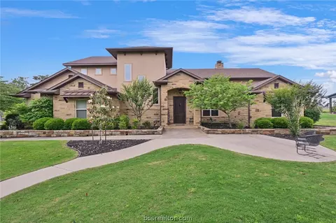 7600 Hidden Trl, Bryan, TX 77808