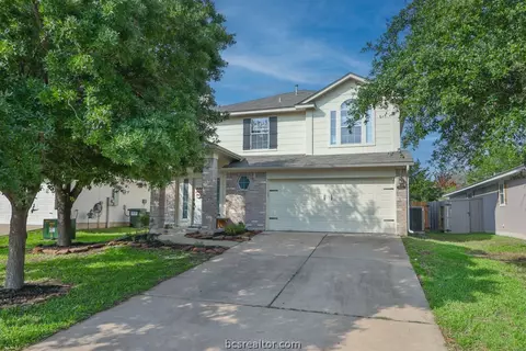 15203 Faircrest Dr, College Station, TX 77845