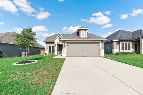 2017 Dumfries Dr, Bryan, TX 77807