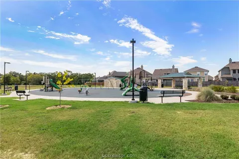 2017 Dumfries Dr, Bryan, TX 77807 photo 21