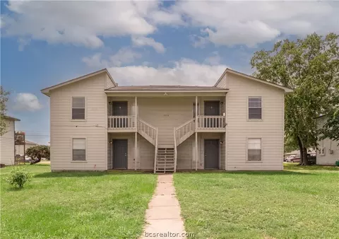 706 Wellesley Court A-d, College Station, TX 77840