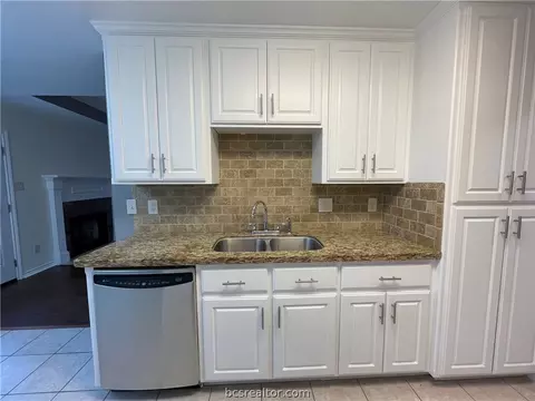 1602 Winfield Ct, Bryan, TX 77802 photo 7