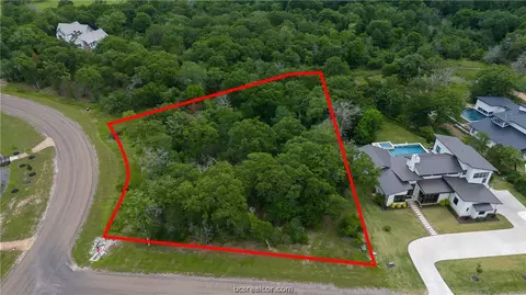 18998 Meadows Overlook Ln, College Station, TX 77845