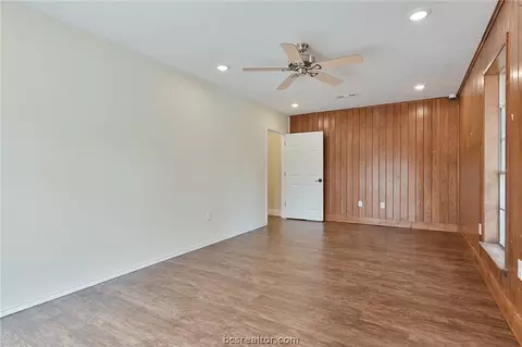 1205 Broadmoor Dr, Bryan, TX 77802 photo 27