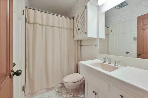 1205 Broadmoor Dr, Bryan, TX 77802 photo 14
