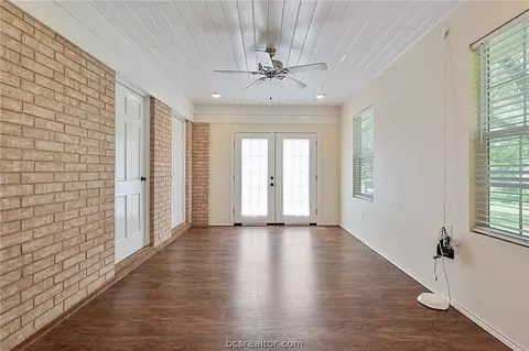 1205 Broadmoor Dr, Bryan, TX 77802 photo 29