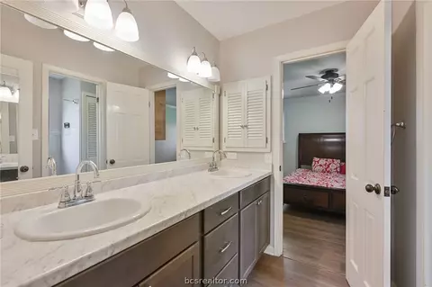 1205 Broadmoor Dr, Bryan, TX 77802 photo 20