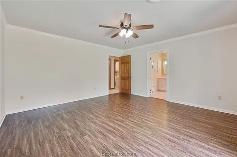 1205 Broadmoor Dr, Bryan, TX 77802 photo 16