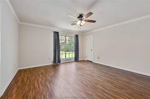 1205 Broadmoor Dr, Bryan, TX 77802 photo 15