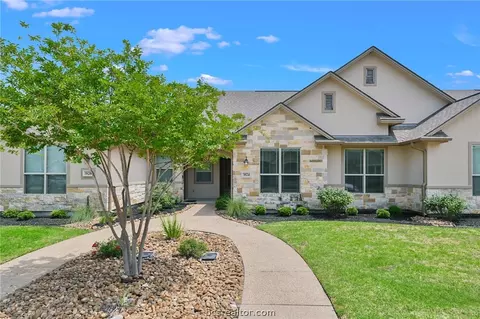 3824 Estes Park, College Station, TX 77845