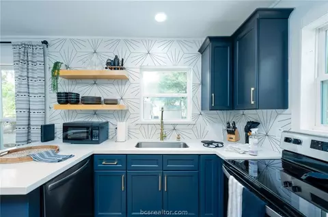 Kitchen - 902 Travis St, Bryan, TX 77803 photo 1 of 8