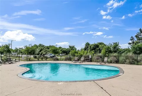 3429 Summerway Dr, College Station, TX 77845
