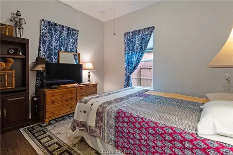 305 Moss St, Bryan, TX 77803 photo 22