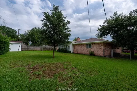 Exterior - 2305 Devonshire St, Bryan, TX 77802 photo 3 of 5