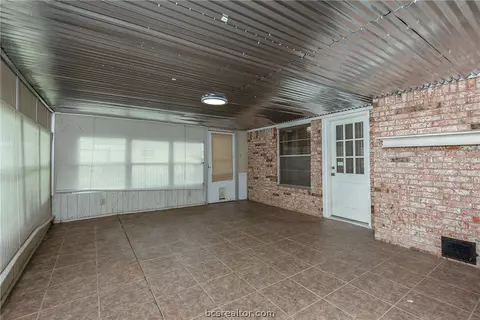 Exterior - 2305 Devonshire St, Bryan, TX 77802 photo 2 of 5