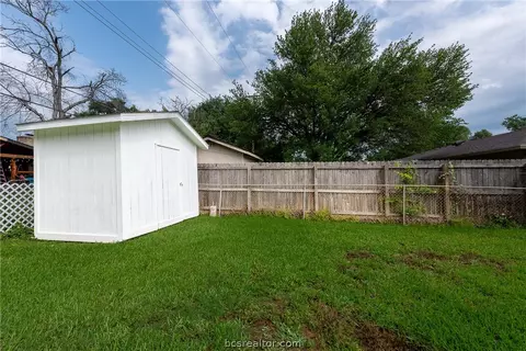 Other - 2305 Devonshire St, Bryan, TX 77802 photo 5 of 6