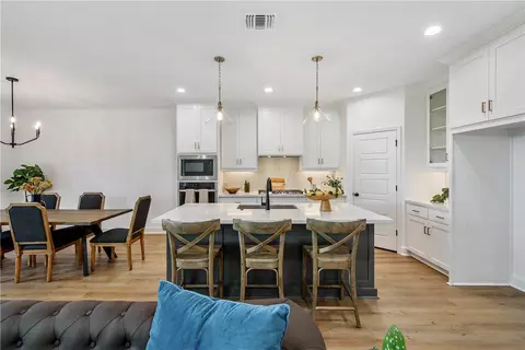 4246 Appalachian Trl, Bryan, TX 77802 photo 9