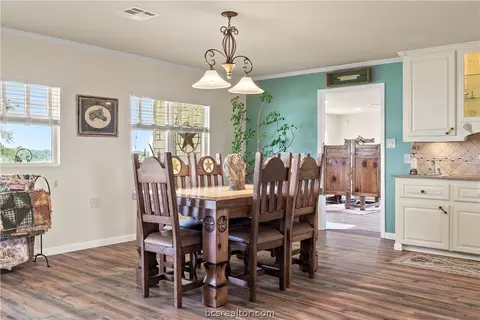 4587 S Fm 908, Rockdale, TX 76567