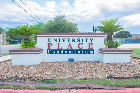 519 SW Parkway 304, College Station, TX 77840