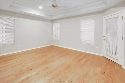 2906 Burning Tree Ct, Bryan, TX 77802 photo 13