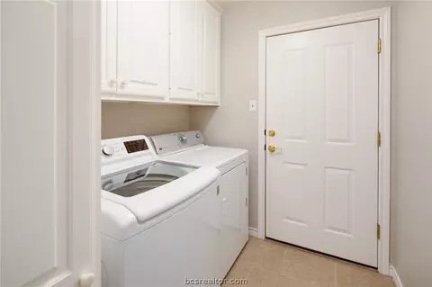 2906 Burning Tree Ct, Bryan, TX 77802 photo 19