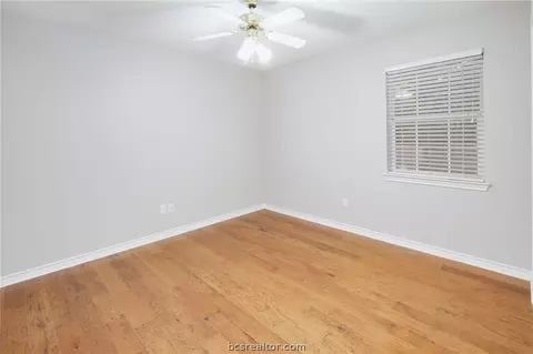 2906 Burning Tree Ct, Bryan, TX 77802 photo 16