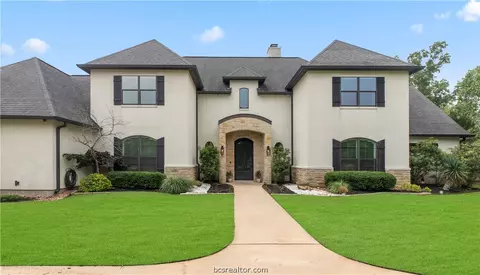 18588 Anasazi Bluff Dr, College Station, TX 77845