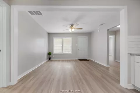 2012 Miller, Bryan, TX 77801 photo 7