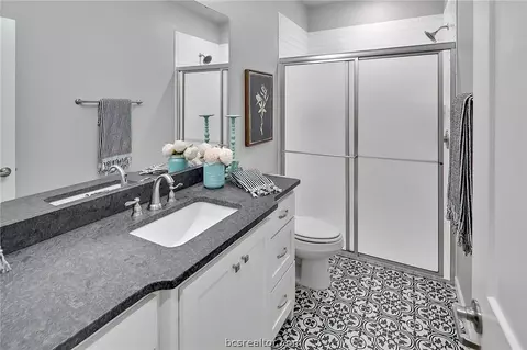 5001 Lantern Ln, Bryan, TX 77808 photo 31