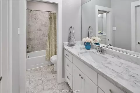 5001 Lantern Ln, Bryan, TX 77808 photo 28
