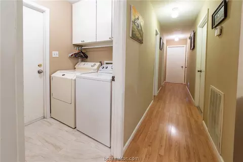 2112 Labrisa Dr, Bryan, TX 77807 photo 17