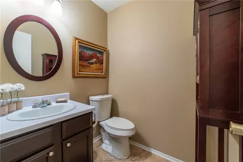 2112 Labrisa Dr, Bryan, TX 77807 photo 26