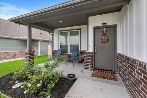 425 Marble Falls Dr, Bryan, TX 77803 photo 5