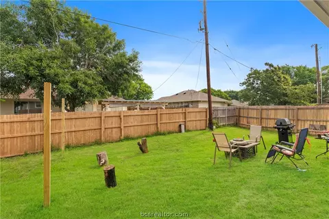 425 Marble Falls Dr, Bryan, TX 77803 photo 33
