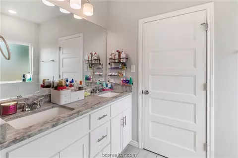 425 Marble Falls Dr, Bryan, TX 77803 photo 24