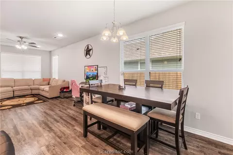 425 Marble Falls Dr, Bryan, TX 77803 photo 18