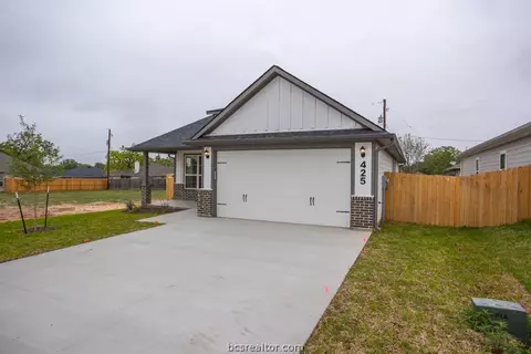 425 Marble Falls Dr, Bryan, TX 77803 photo 3