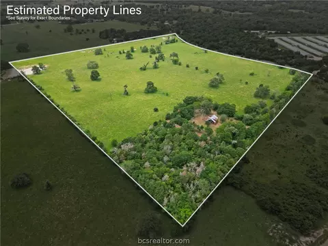 17398 Old Bundick Rd, Hearne, TX 77859