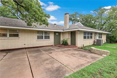 Exterior - 4208 Nagle St, Bryan, TX 77801 photo 2 of 3