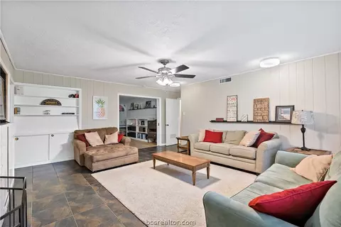 Living - 4208 Nagle St, Bryan, TX 77801 photo 3 of 4